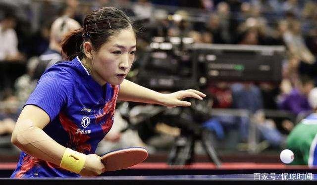 随着乒乓球